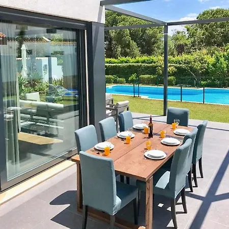 Carvoeiro Sleeps 10 Pool Air Con Wifi فيلة