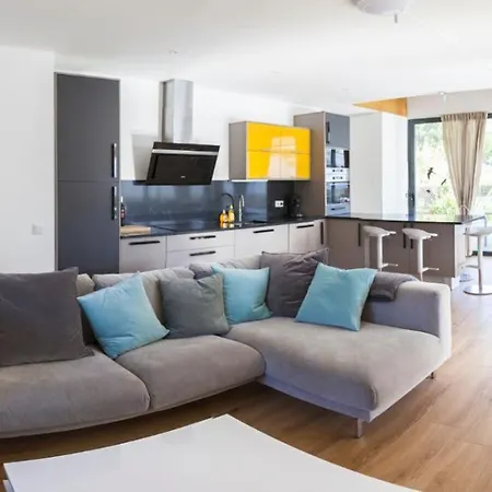 Carvoeiro Sleeps 10 Pool Air Con Wifi فيلة *